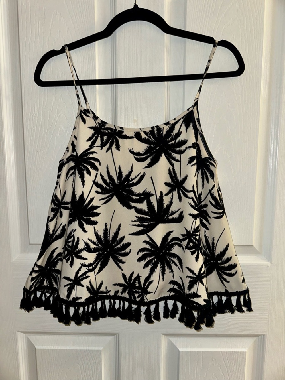 Women’s White Palm-Print Tassel Hem Top